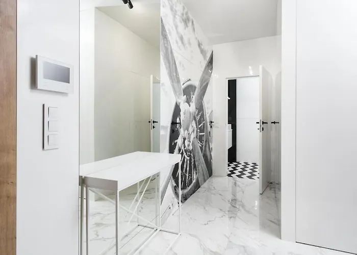 شقة Urban - Great Location - Center - Mennica 166