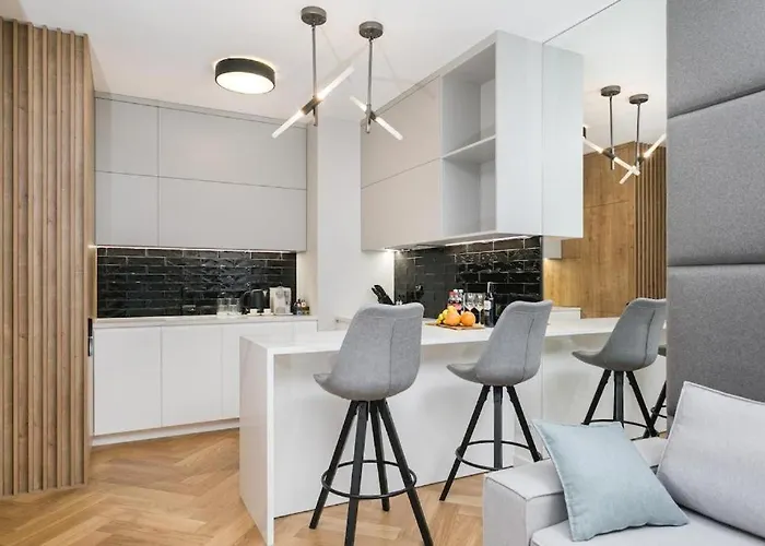 شقة Urban - Great Location - Center - Mennica 166 *