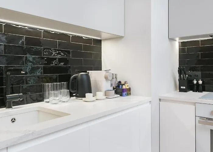 Urban - Great Location - Center - Mennica 166