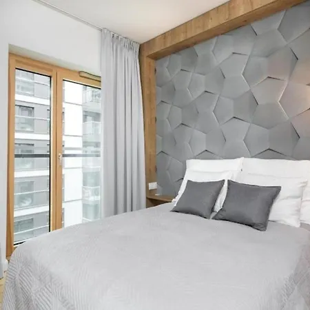 Apartment Urban - Great Location - Center - Mennica 166 *