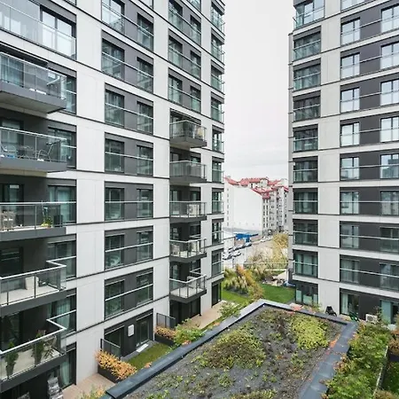 Urban - Great Location - Center - Mennica 166 Apartman *