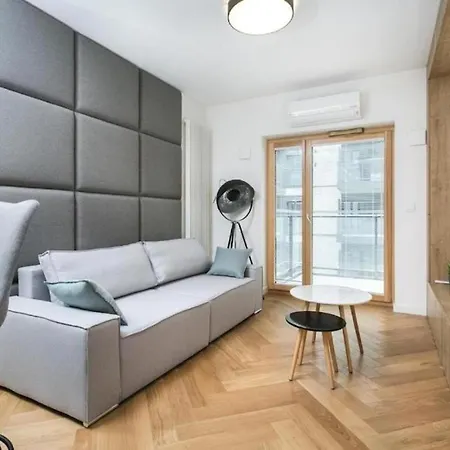 Urban - Great Location - Center - Mennica 166 아파트 *